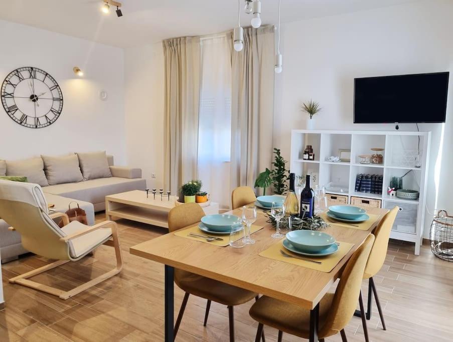 Chi Chi Appartement Pula Buitenkant foto