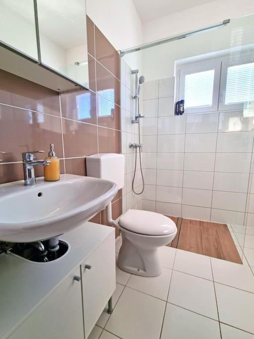 Chi Chi Appartement Pula Buitenkant foto