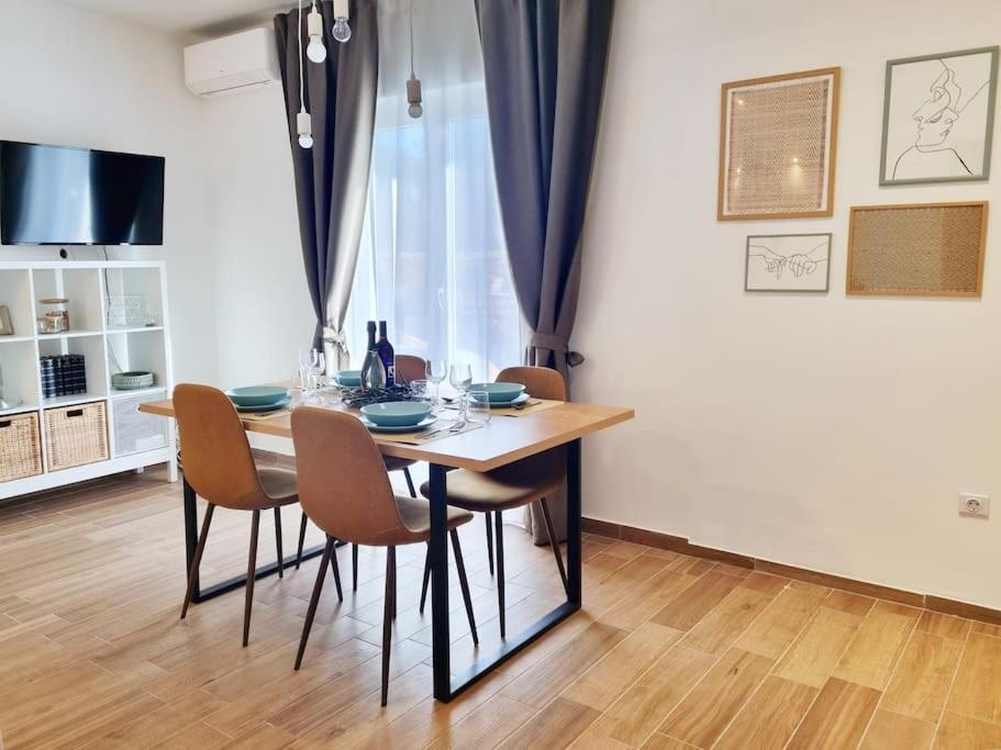 Chi Chi Appartement Pula Buitenkant foto