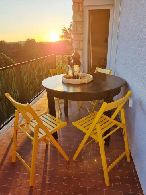 Chi Chi Appartement Pula Buitenkant foto
